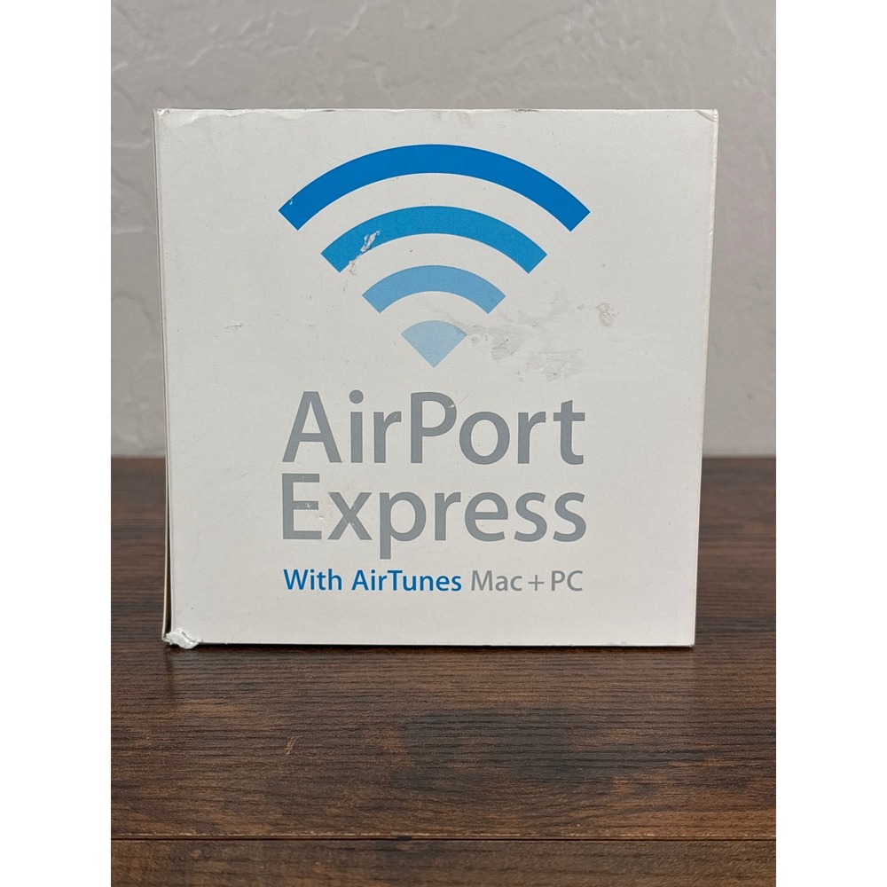 Apple AirPort Express Base Station A1084 M9470LL/A White WiFi AirTunes Boxed